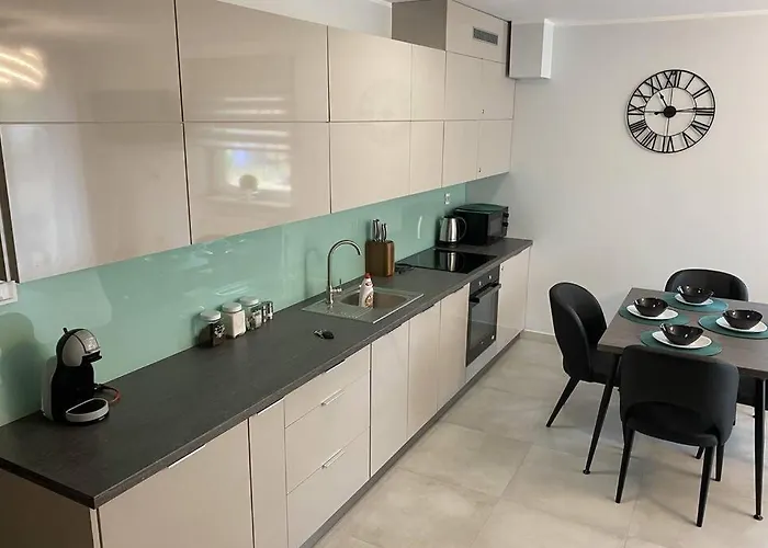 Lägenhet W Miedzywodziu Z Parkingiem *