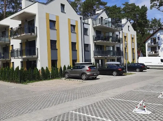 Lägenhet W Miedzywodziu Z Parkingiem *